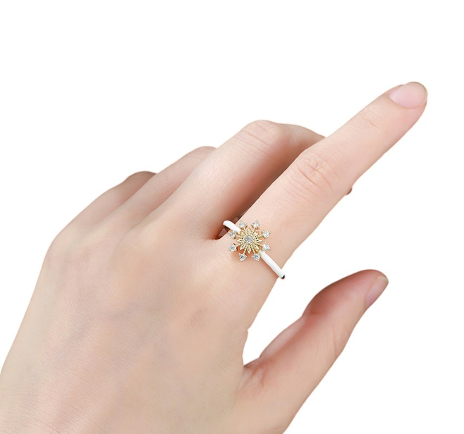 Eira Ring