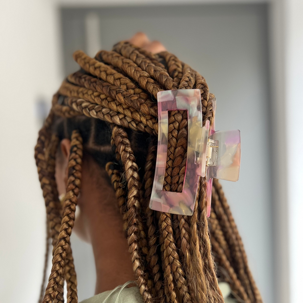 TAWNY HAIRCLIP-1