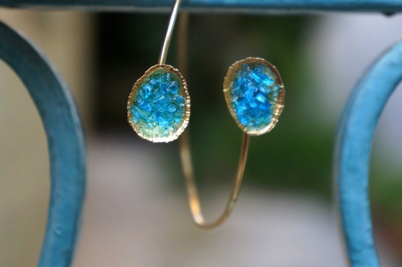 Limpet Shell & Blue Murano Glass Silver Bangle