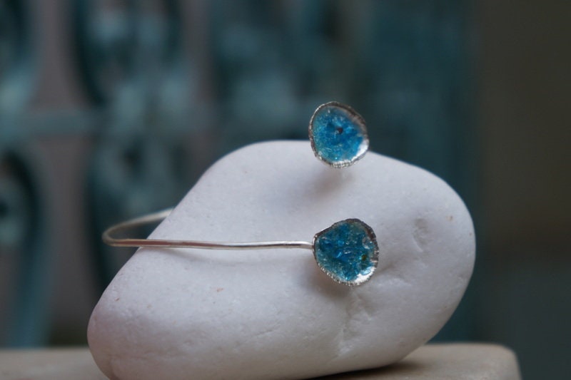Limpet Shell & Blue Murano Glass Silver Bangle