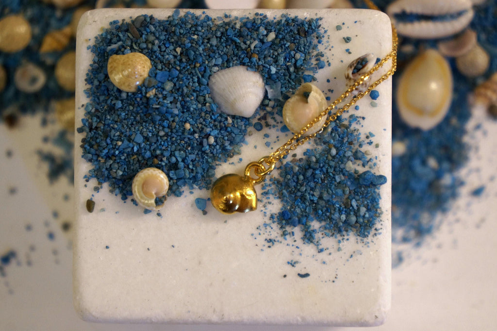 Minimalist Gold-Plated Sea Shell Necklace