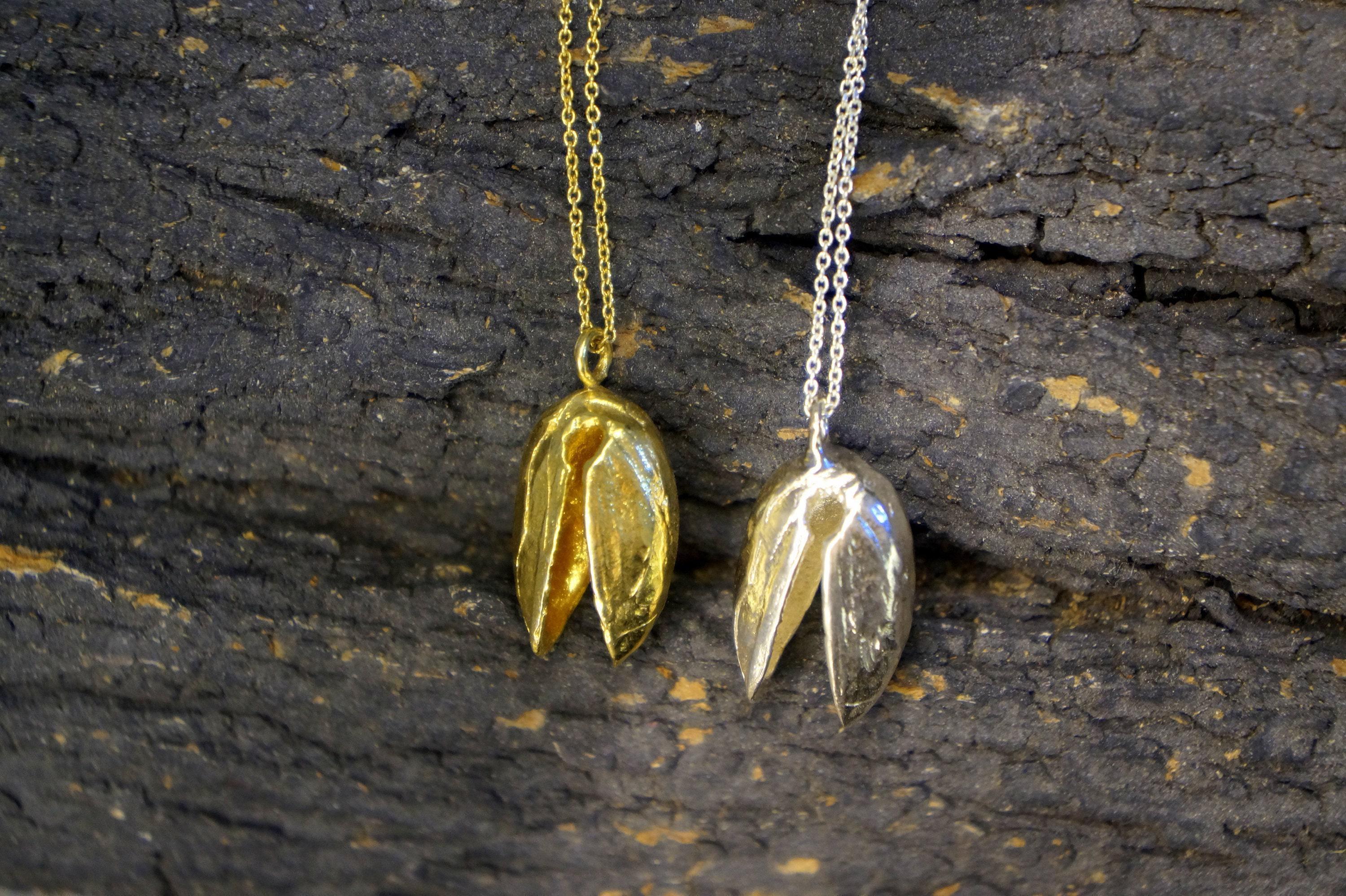 PISTACHIO leaf sterling silver necklace
