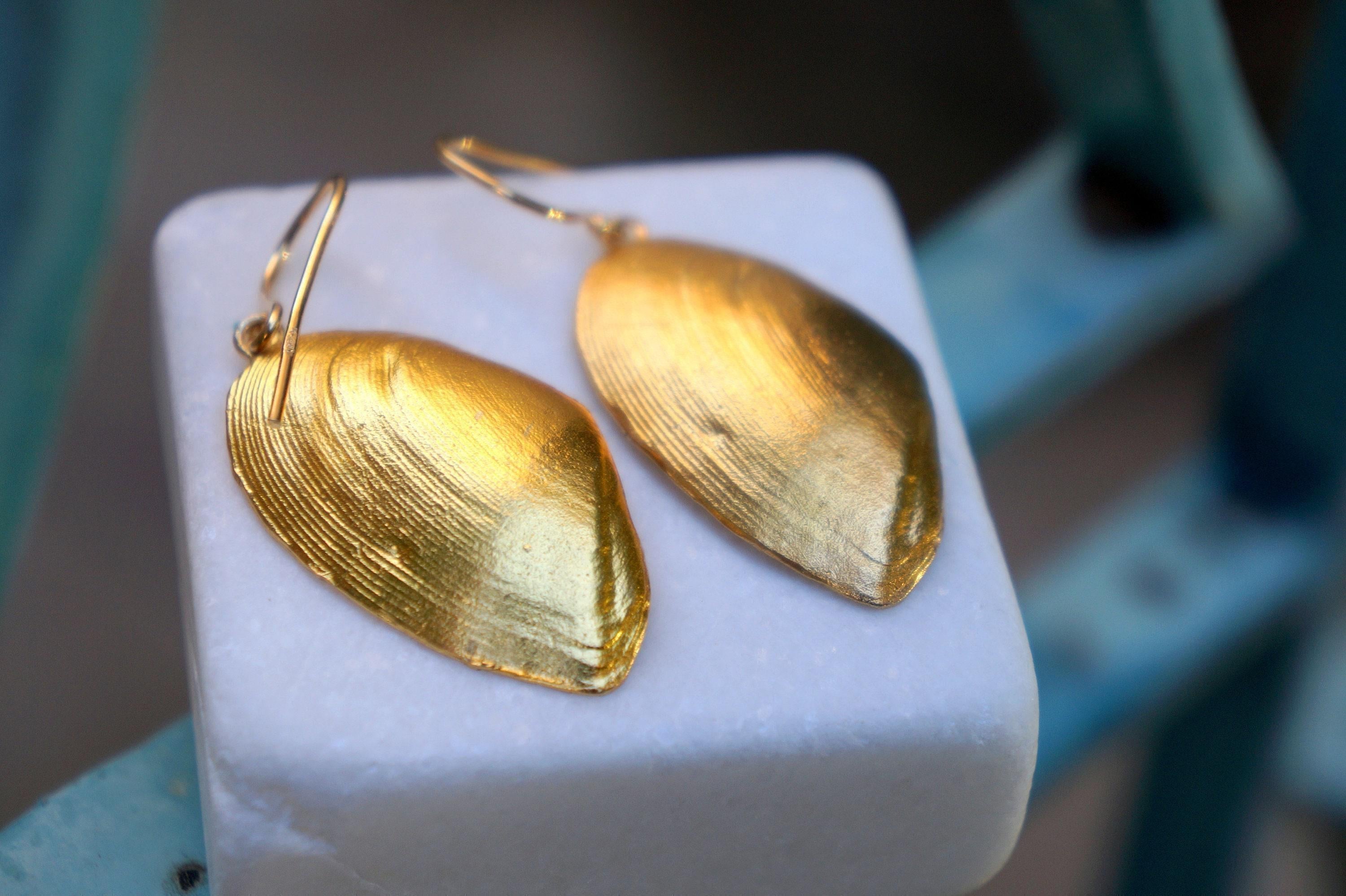 CLAM shell coastal statement earrings