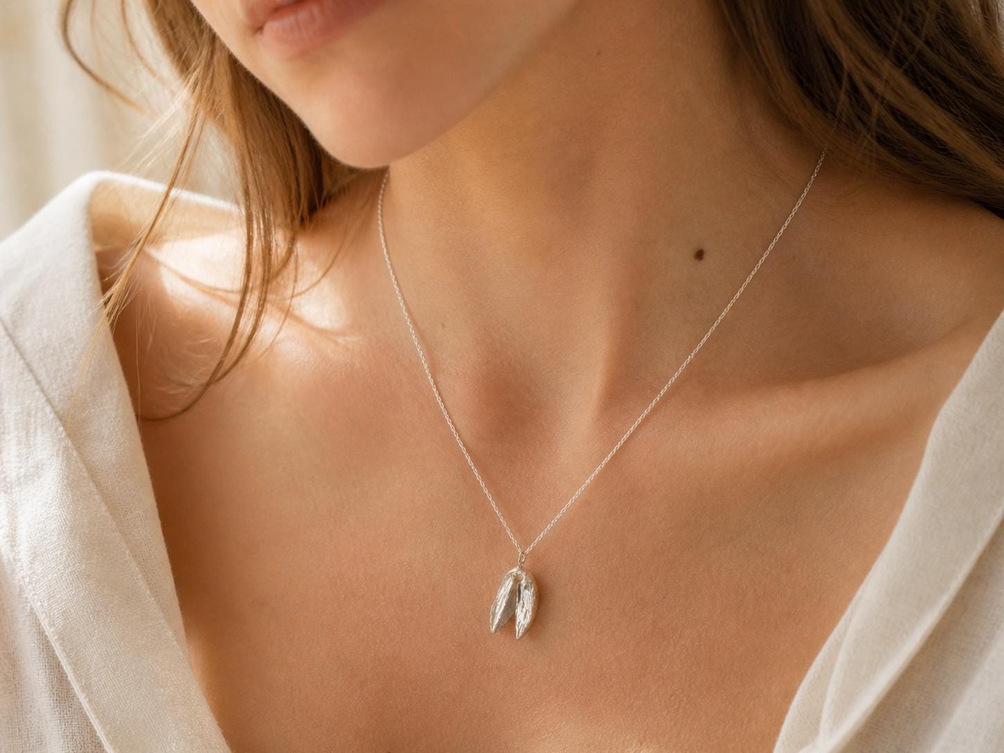 PISTACHIO leaf sterling silver necklace
